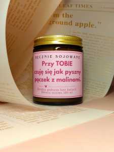 Świeca sojowa przy tobie czuję się jak pyszny pączek z malinami(180ml)-[pączek z malinami] reczniesojowane.pl.jpg
