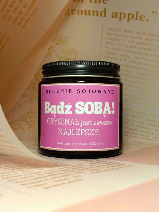 Świeca sojowa Bądź sobą 120ml – Tajemniczy ogród m.jpg