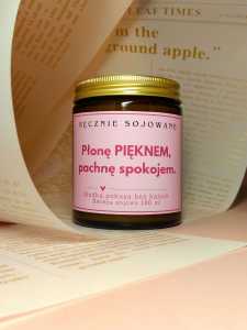 Świeca sojowa Plonę Pięknem pachnę spokojem(180ml)-[pączek z malinami] reczniesojowane.pl.jpg