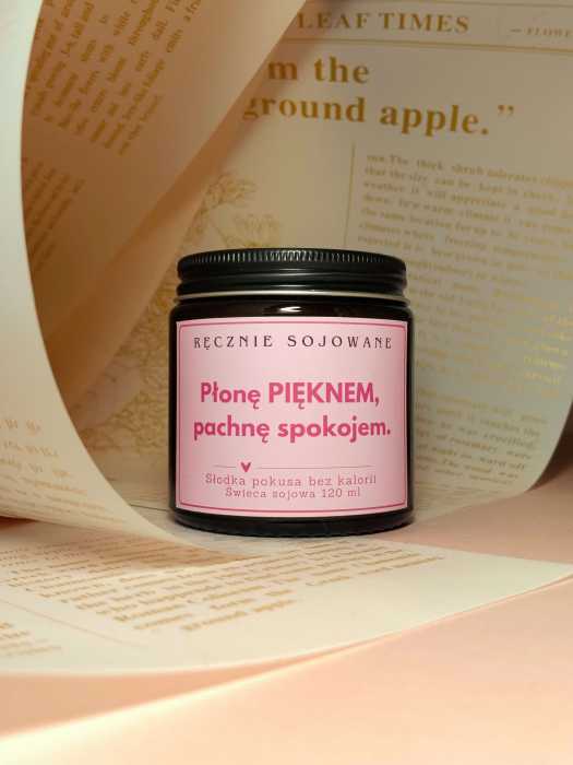 Świeczka sojowa Płonę Pięknem pachnę spokojem(120ml)-[pączek z malinami] reczniesojowane.pl.jpg