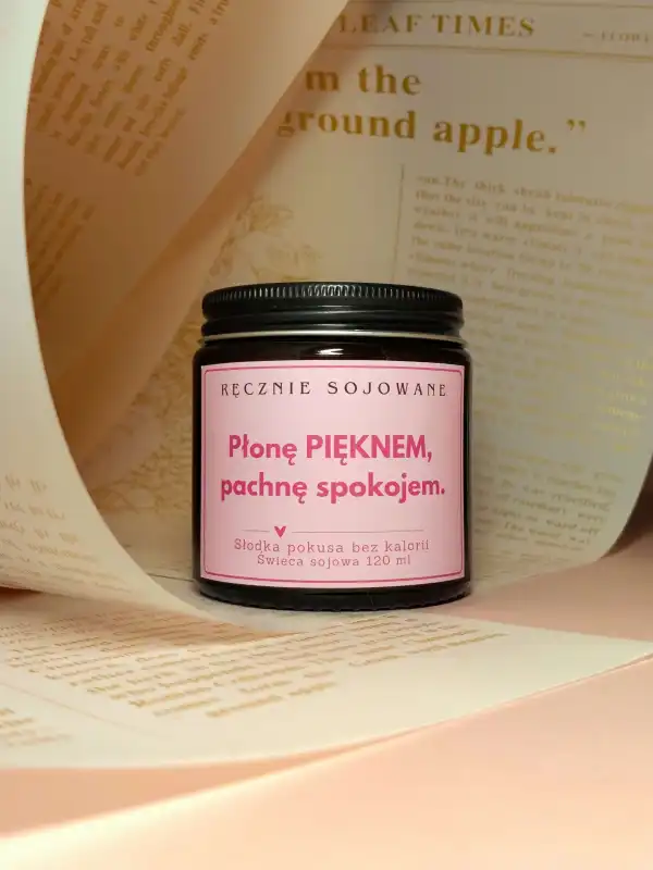 Świeczka sojowa Płonę Pięknem pachnę spokojem(120ml)-[pączek z malinami] reczniesojowane.pl.jpg