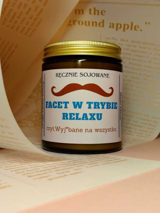 Świeca Facet w Trybie Relaksu 180ml | Prezent zapach Eukaliptus Mięta .jpg