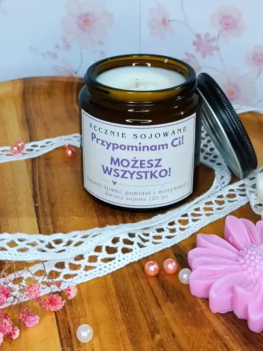 Przypominam_ci_sliwka_120-1.webp