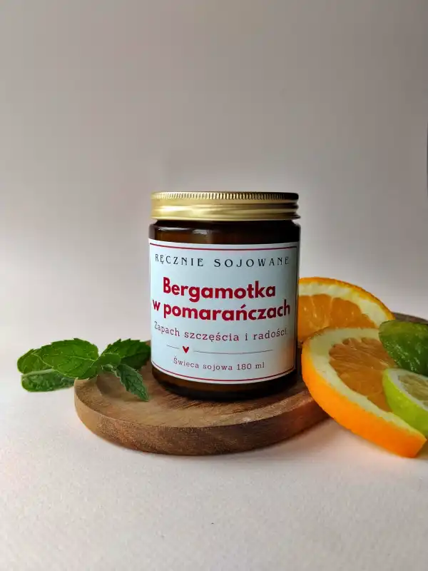 Świeca sojowa zapachowa Bergamotka w pomarańczach 180ml-1.webp