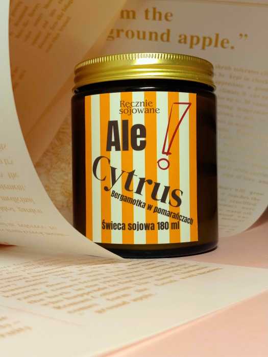 Świeca sojowa Ale! Cytrus-bergamotka w pomarańczach 180ml reczniesojowane.pl-m.jpeg
