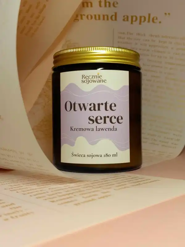 Świeca sojowa Otwarte Serce 180ml. (kremowa lawenda) reczniesojowane.pl -m.jpeg