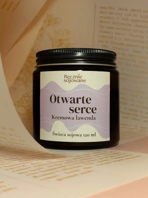 Świeca sojowa Otwarte Serce 120ml. (kremowa lawenda) reczniesojowane.pl -m.jpg